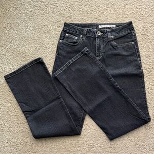 DKNY Soho jeans women’s black flare SZ 6 short